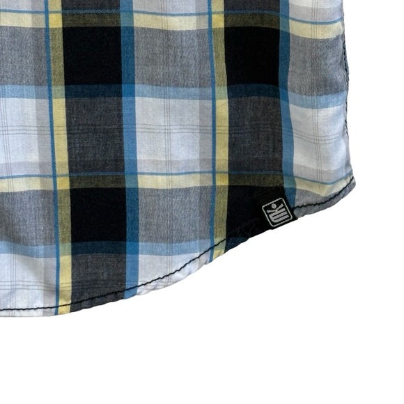 Machine Custom Co. Button Up Plaid Short Sleeve Shirt. Size XL - Picture 5 of 13